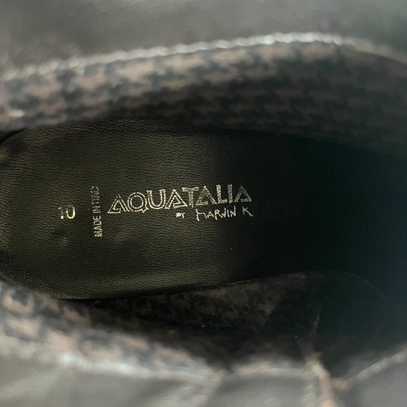 Aquatalia Suede Ankle Bootie Leather Buckle Ankle Strap Side Zip Brown Womens 10 - Picture 6 of 9